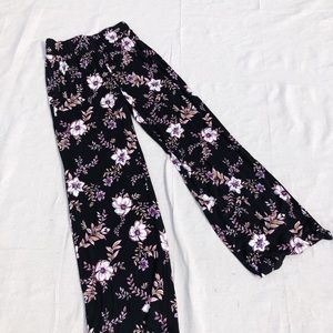 black floral flowy pants
